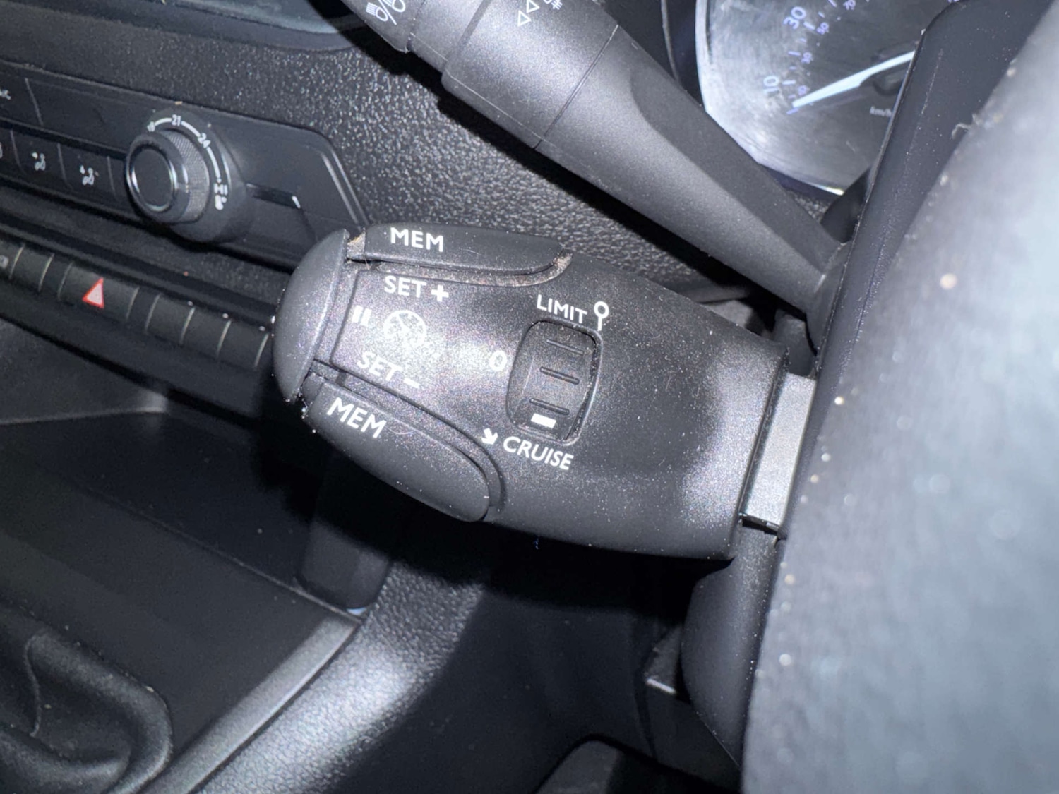 Used Vauxhall Vivaro 2023 for sale - 77336959: Photo 15