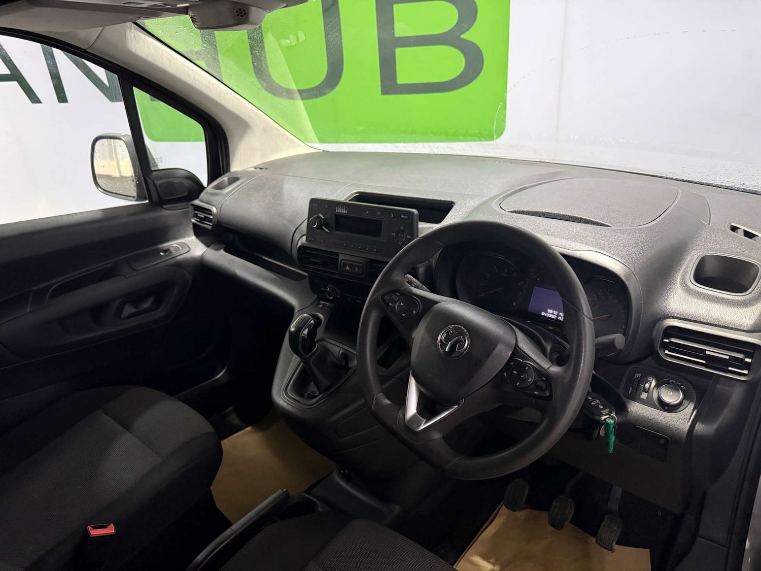 Used Vauxhall Combo 2020 for sale - 76863458: Photo 2
