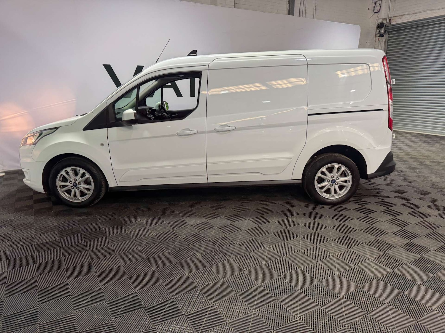 Used Ford Transit Connect 2023 for sale - 77050789: Photo 4