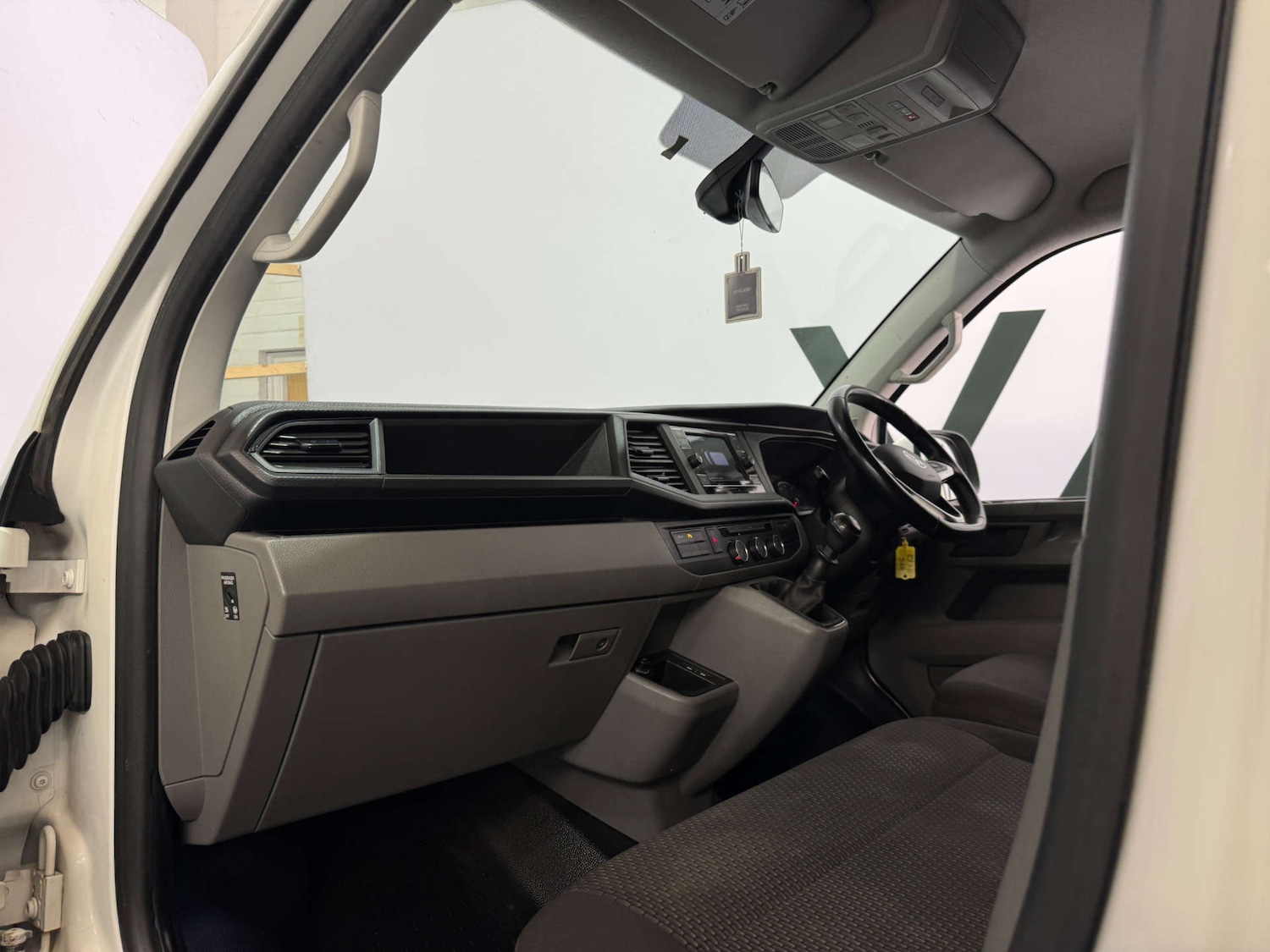 Used Volkswagen Transporter 2023 for sale - 78014287: Photo 28