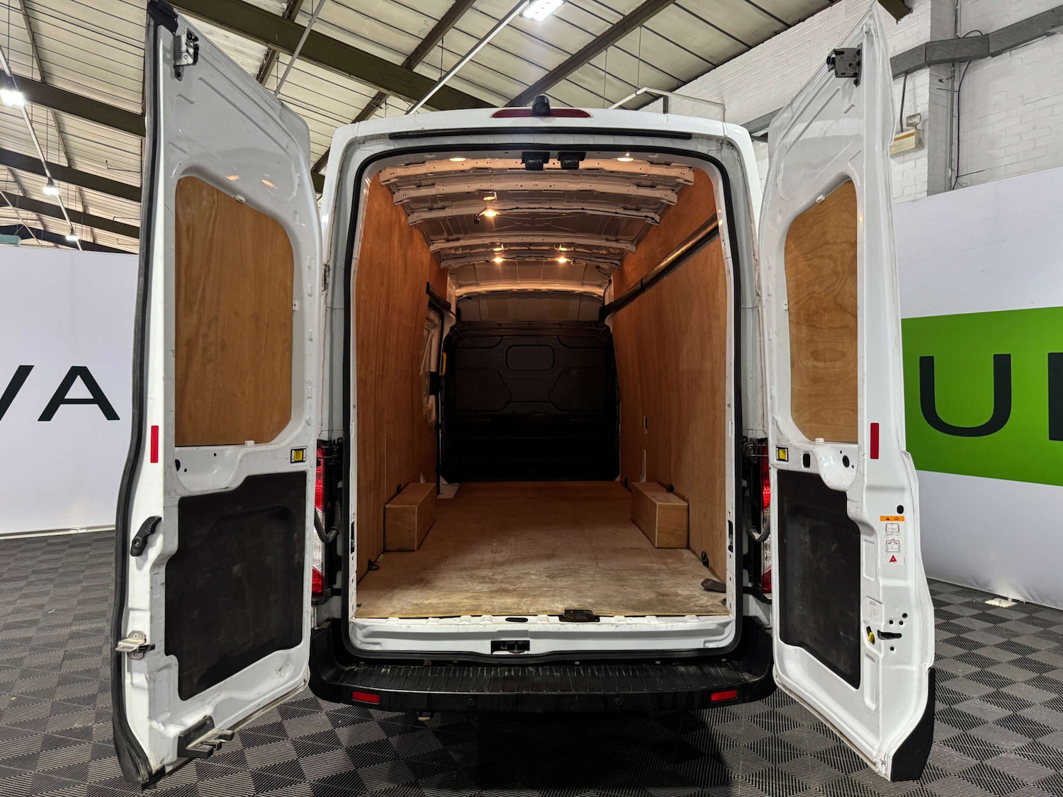 Used Ford Transit 2024 for sale - 77476435: Photo 4