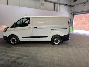 Used Ford Transit Custom 2019 for sale - 79140195: Photo