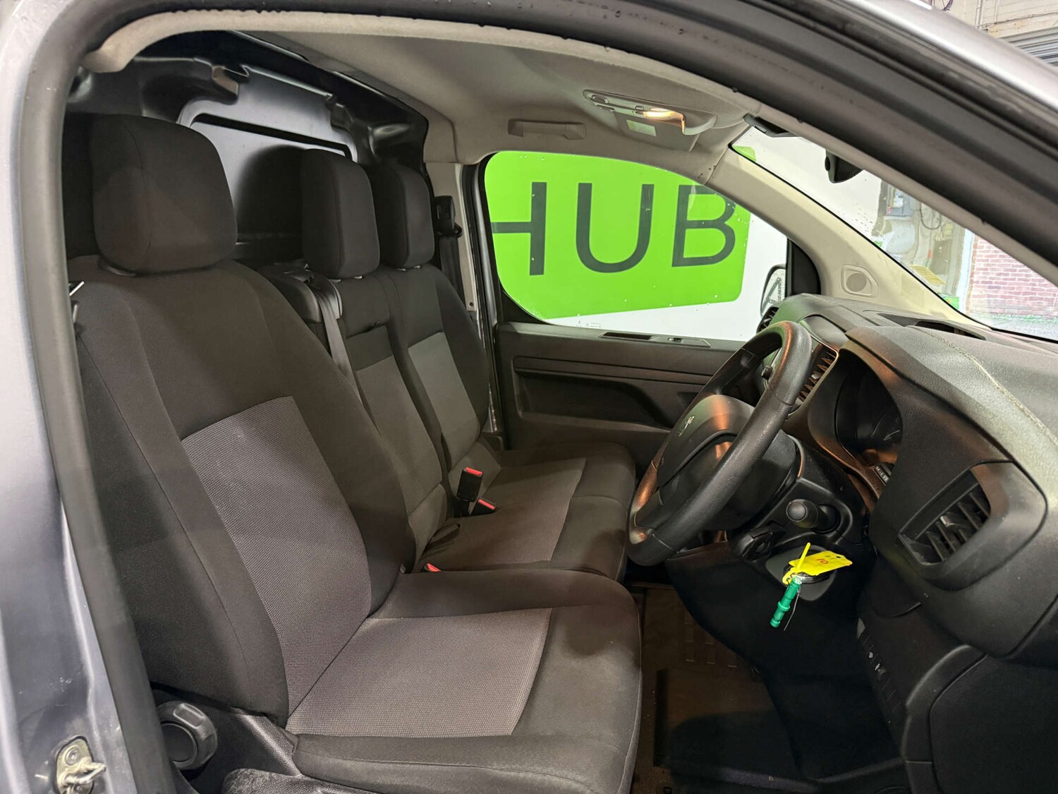 Used Peugeot Expert 2023 for sale - 76490995: Photo 15