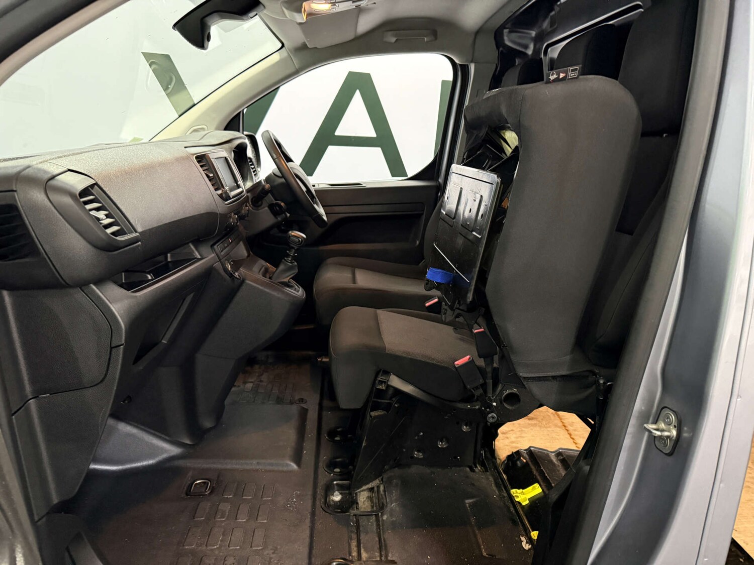 Used Peugeot Expert 2023 for sale - 76490995: Photo 27