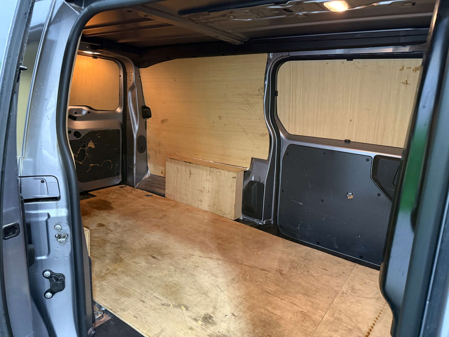 Used Peugeot Expert 2023 for sale - 76490995: Photo 37