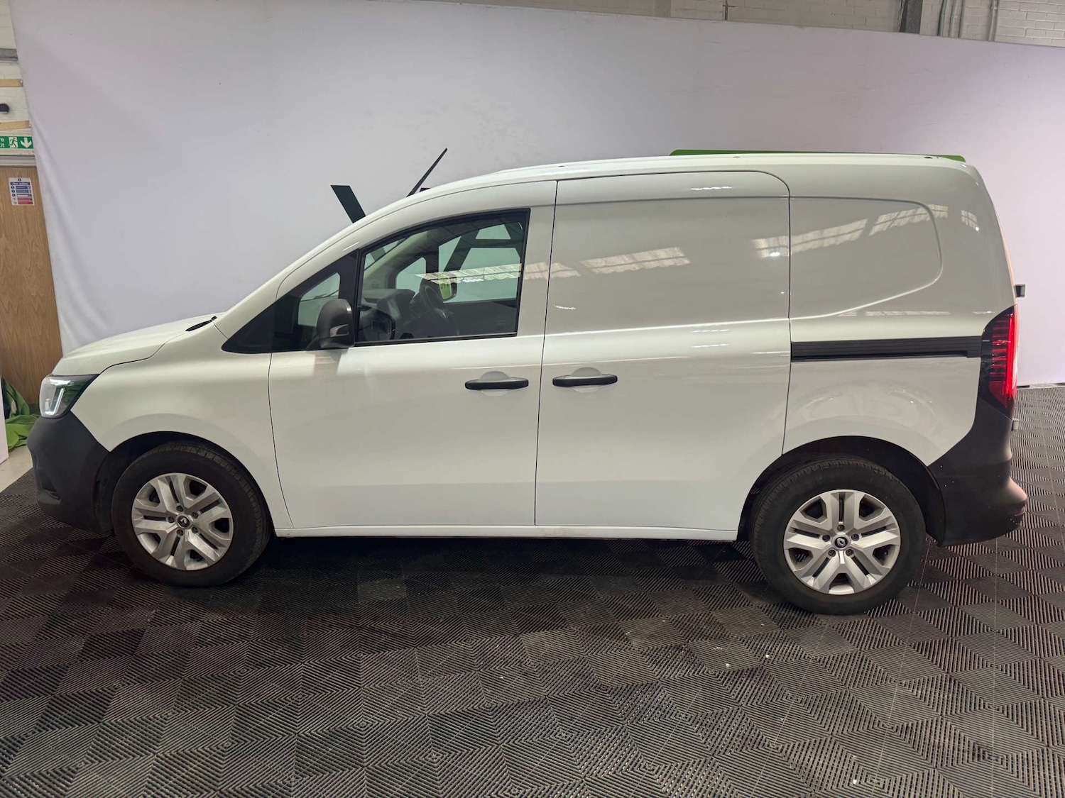 Used Renault Kangoo 2024 for sale - 76601833: Photo 10