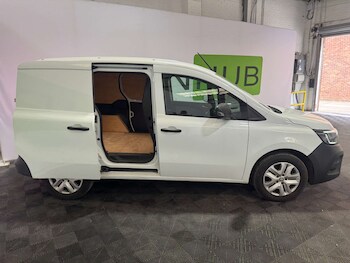 Used Renault Kangoo 2024 for sale - 76601833: Photo