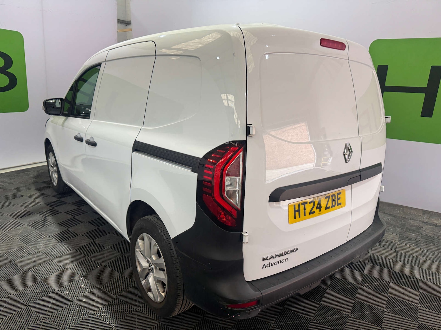 Used Renault Kangoo 2024 for sale - 76601833: Photo 5
