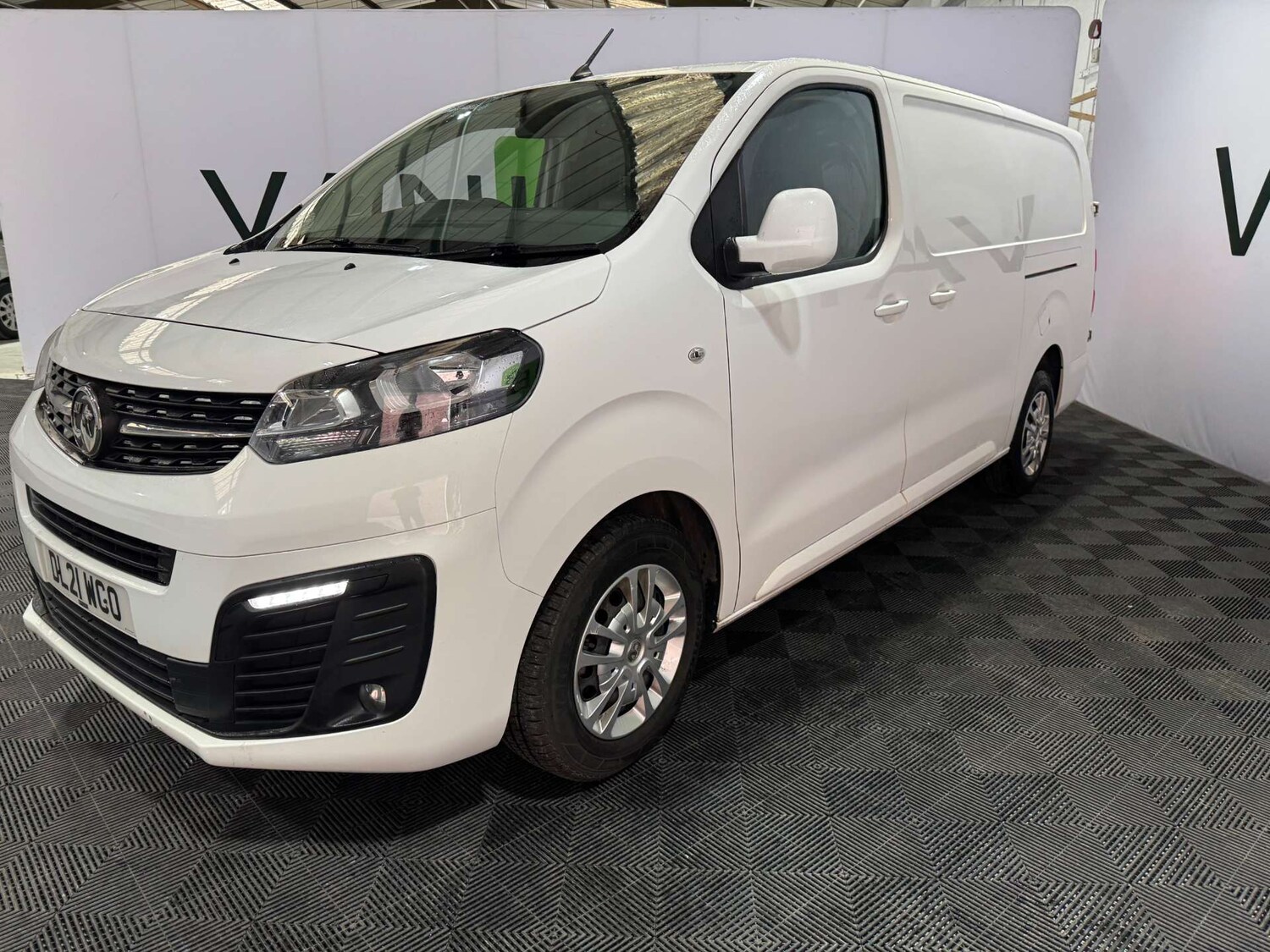 Used Vauxhall Vivaro 2021 for sale - 76320846: Photo 3