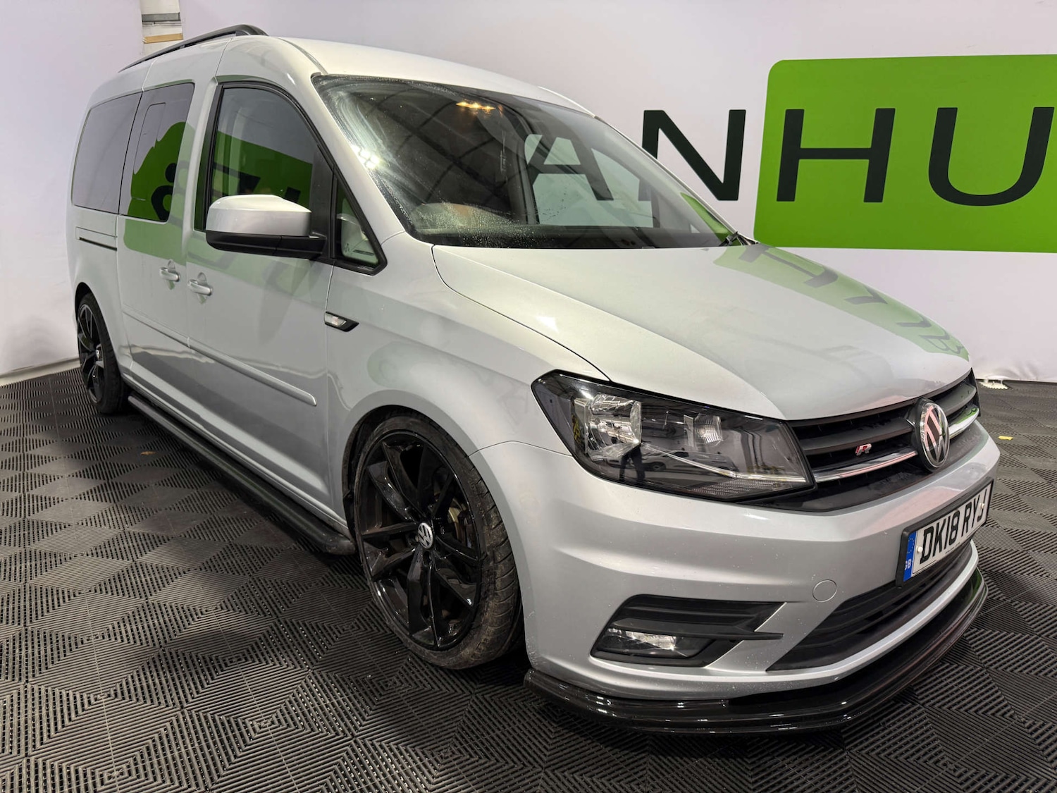 Used Volkswagen Caddy Maxi Life 2018 for sale - 76453793: Photo 1