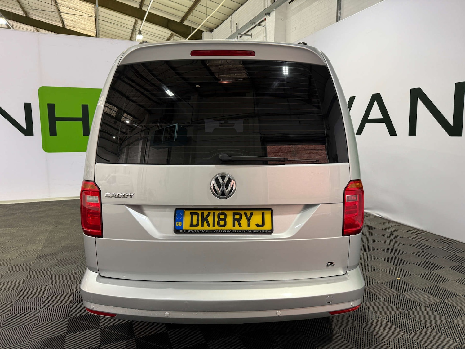 Used Volkswagen Caddy Maxi Life 2018 for sale - 76453793: Photo 8