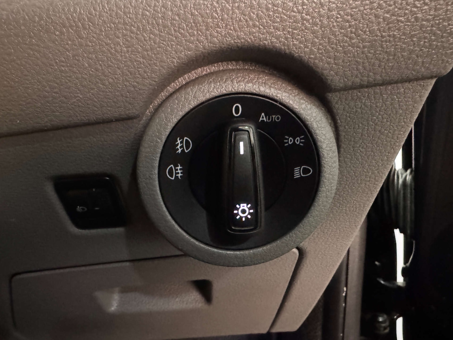 Used Volkswagen Transporter 2023 for sale - 78190056: Photo 12