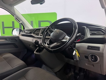 Used Volkswagen Transporter 2023 for sale - 78190056: Photo