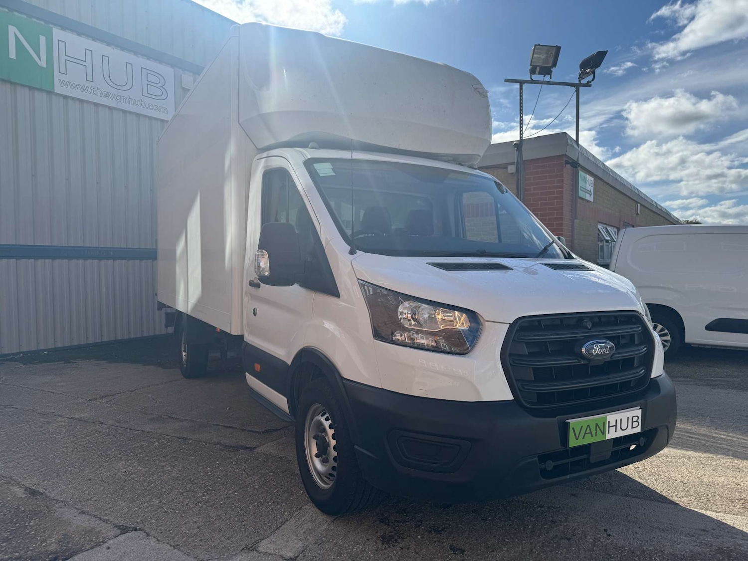 Used Ford Transit 2019 for sale - 76749837: Photo 1