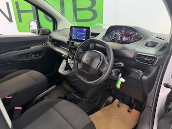 Used Peugeot Partner 2023 for sale - 78926600: Photo