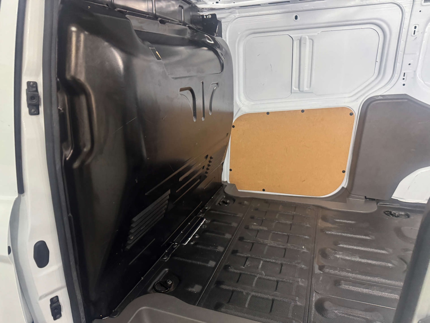 Used Ford Transit Connect 2024 for sale - 77140920: Photo 29