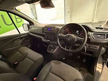 Used Renault Trafic 2023 for sale - 78555330: Photo