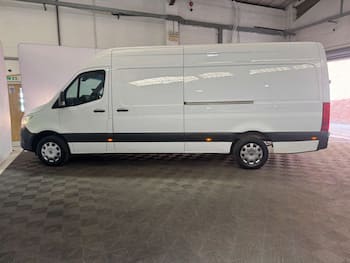 Used Mercedes-Benz Sprinter 2023 for sale - 79674397: Photo
