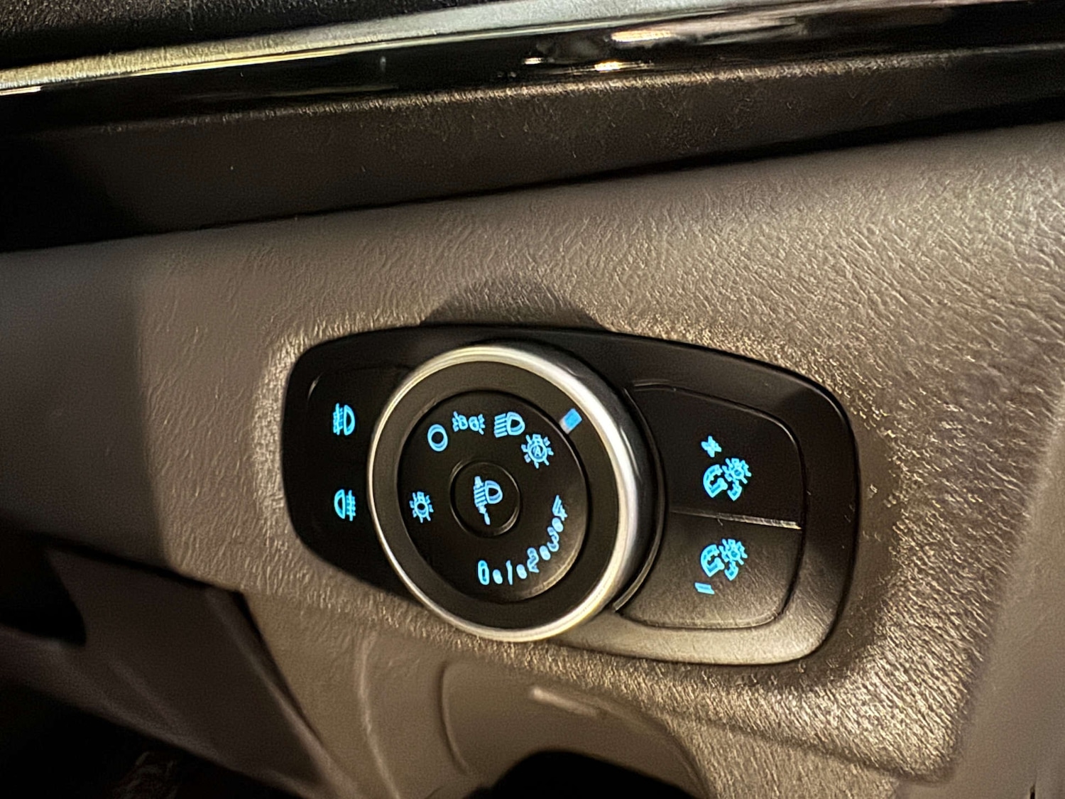 Used Ford Tourneo Custom 2021 for sale - 78122085: Photo 22