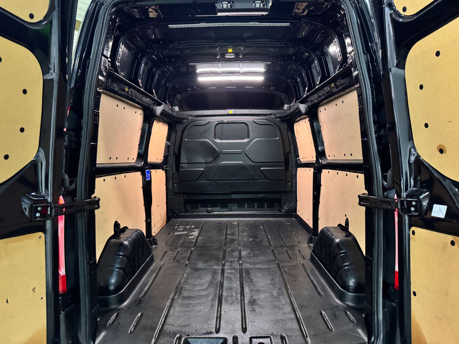 Used Ford Transit Custom 2023 for sale - 77337004: Photo 34