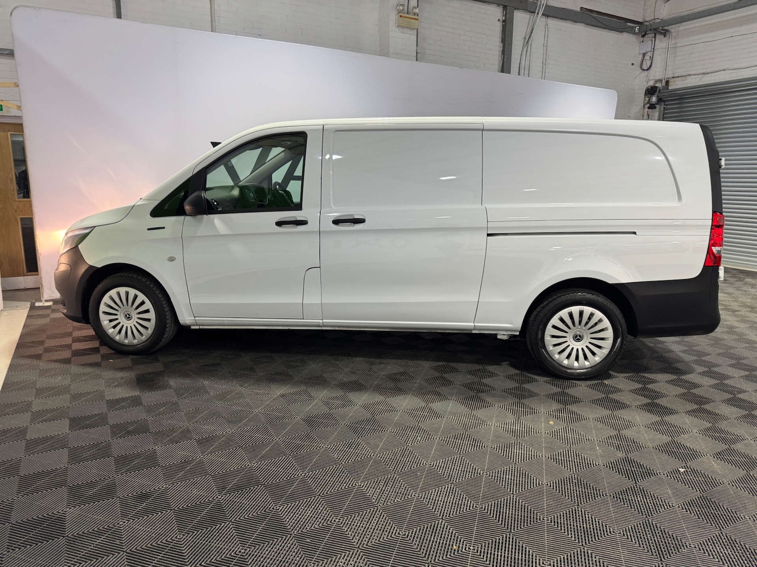 Used Mercedes-Benz Vito 2024 for sale - 77336957: Photo 11