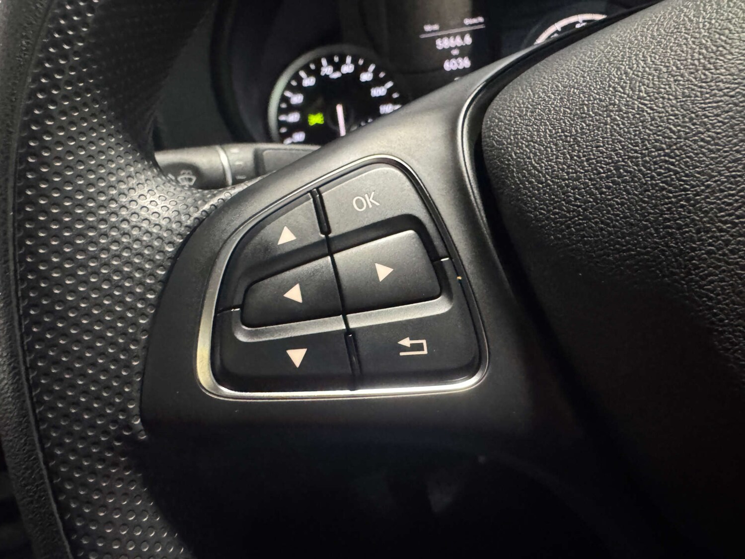 Used Mercedes-Benz Vito 2024 for sale - 77336957: Photo 25