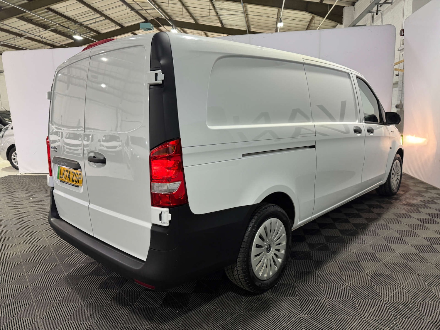 Used Mercedes-Benz Vito 2024 for sale - 77336957: Photo 8