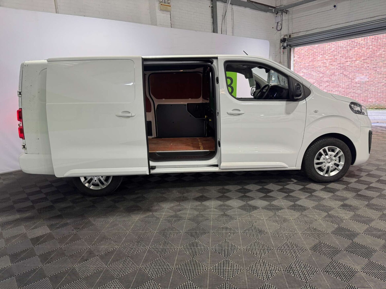Used Vauxhall Vivaro 2022 for sale - 76601450: Photo 33