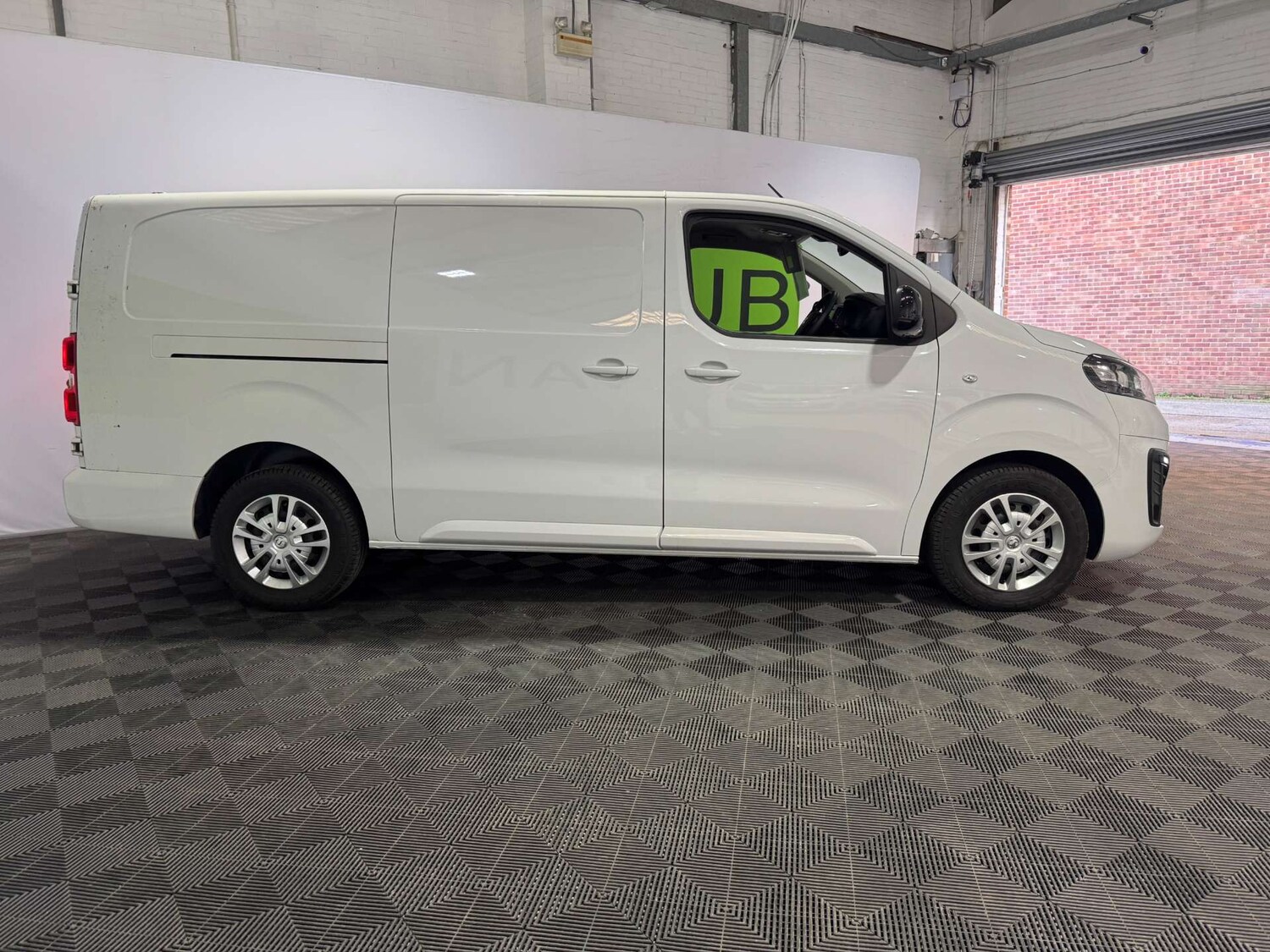 Used Vauxhall Vivaro 2022 for sale - 76601450: Photo 34