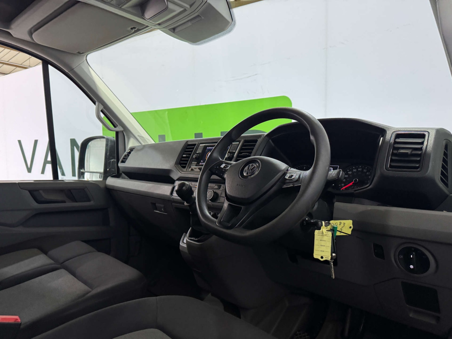 Used Volkswagen Crafter 2023 for sale - 77790767: Photo 2