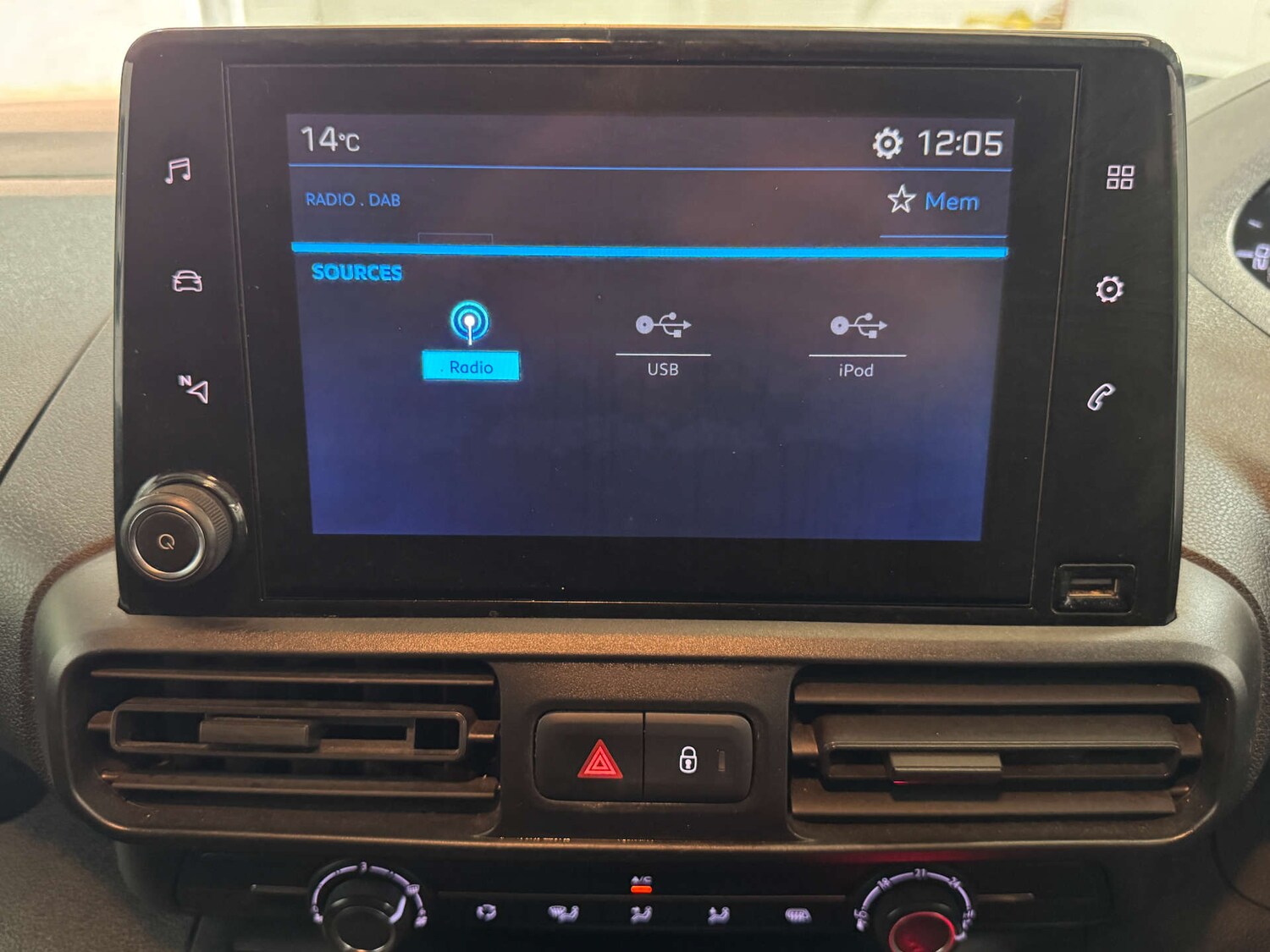 Used Peugeot Partner 2019 for sale - 76601834: Photo 26