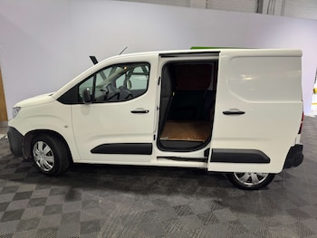 Used Peugeot Partner 2019 for sale - 76601834: Photo