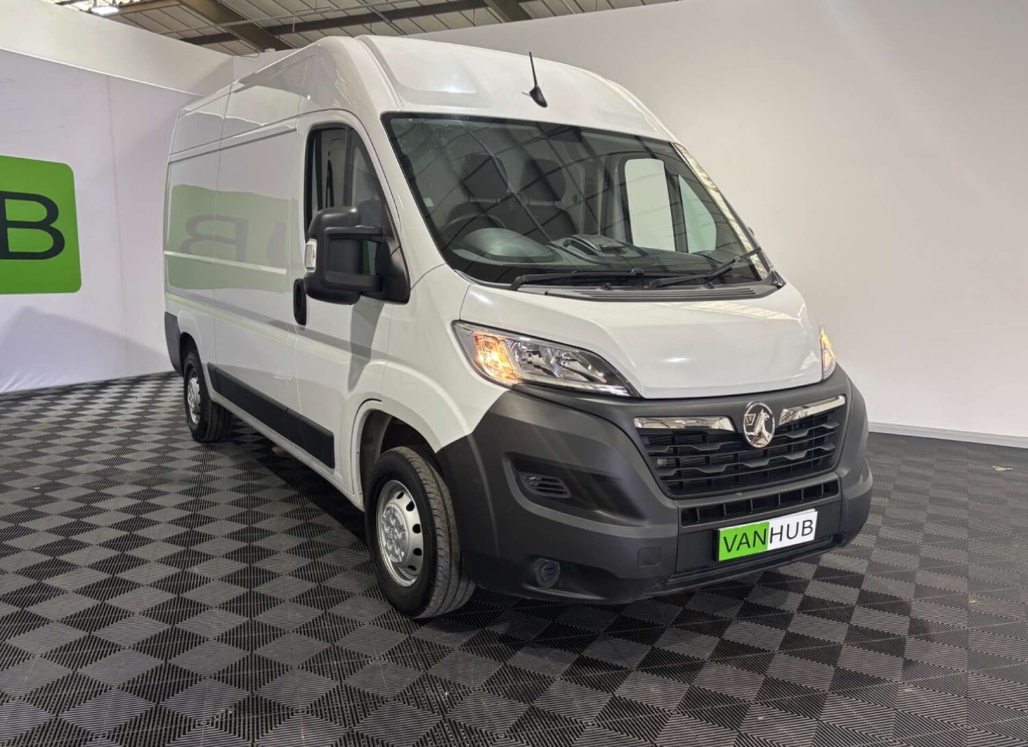 Used Vauxhall Movano 2022 for sale - 76601090: Photo 1