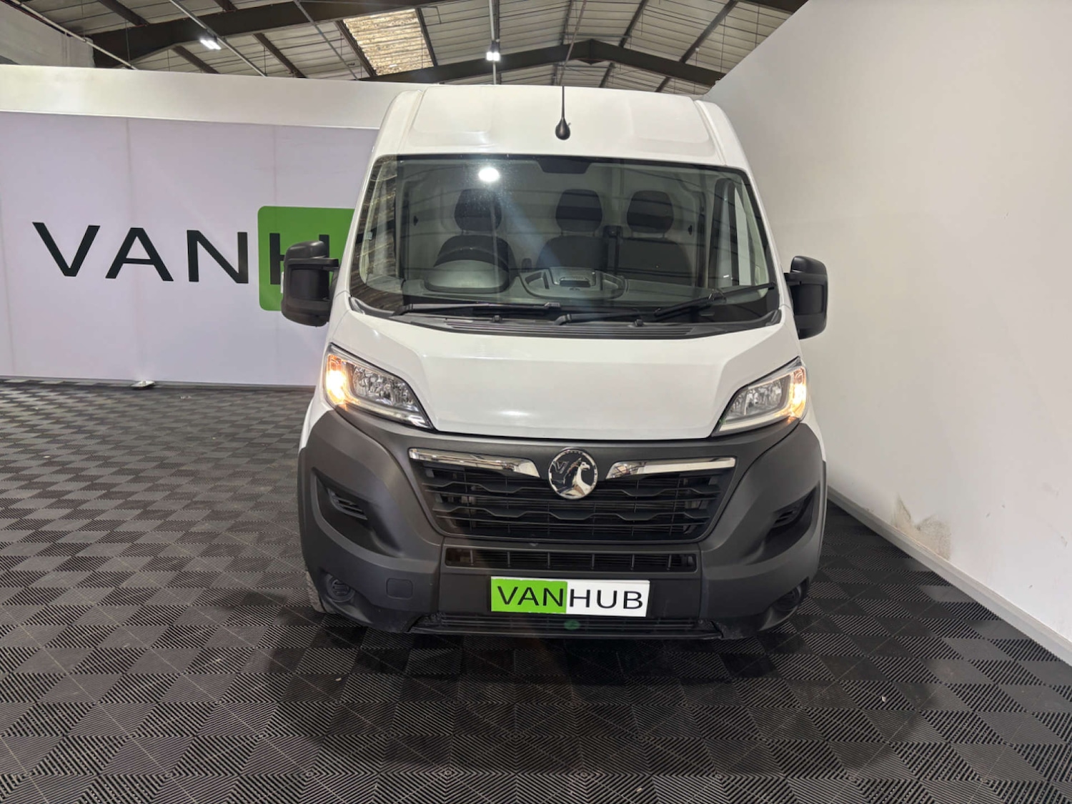 Used Vauxhall Movano 2022 for sale - 76601090: Photo 2