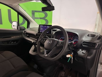 Used Vauxhall Combo 2024 for sale - 77931976: Photo