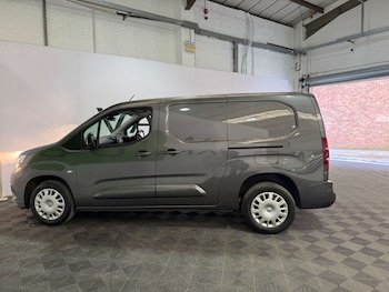 Used Vauxhall Combo 2024 for sale - 77931976: Photo