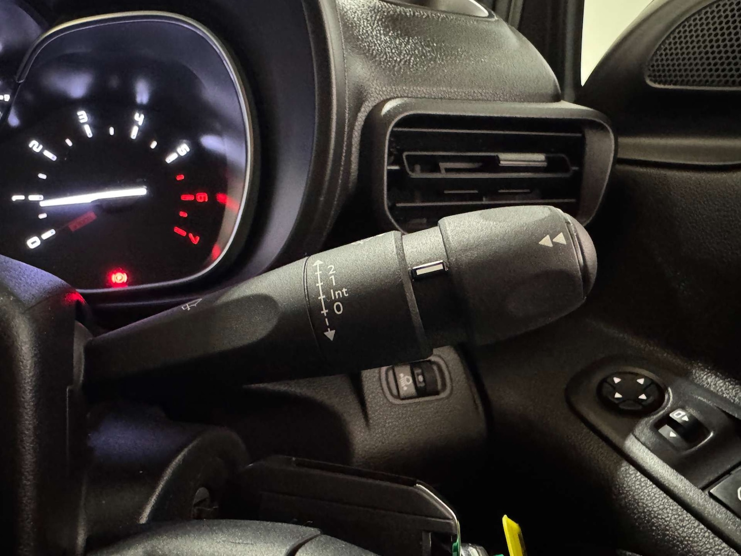 Used Citroen Berlingo 2021 for sale - 77210051: Photo 12