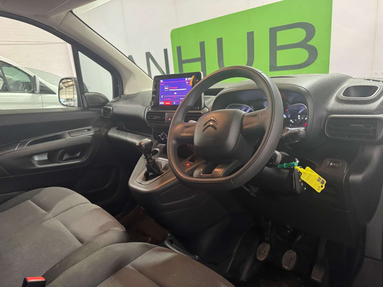 Used Citroen Berlingo 2021 for sale - 77210051: Photo 2