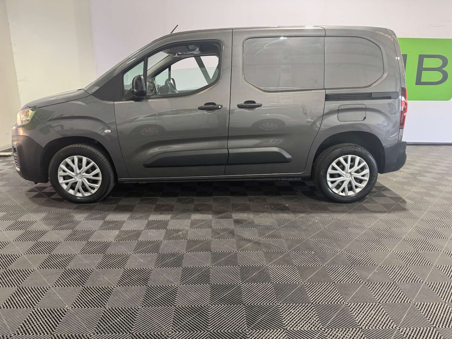 Used Citroen Berlingo 2021 for sale - 77210051: Photo 3