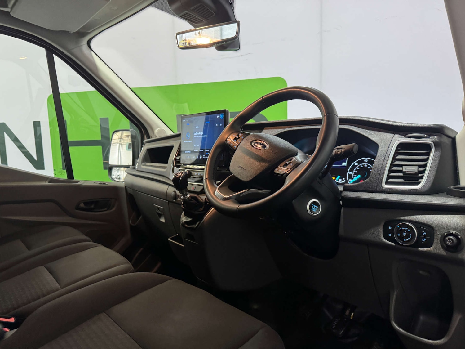 Used Ford Transit 2024 for sale - 77759680: Photo 2