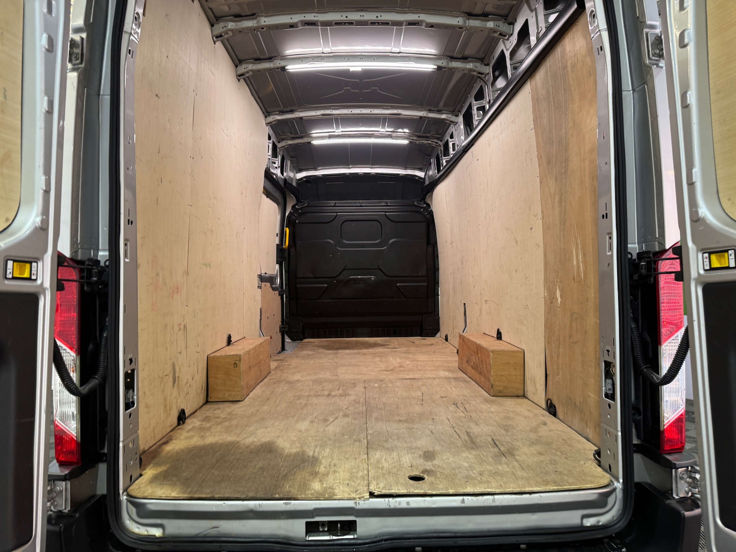 Used Ford Transit 2024 for sale - 77759680: Photo 3