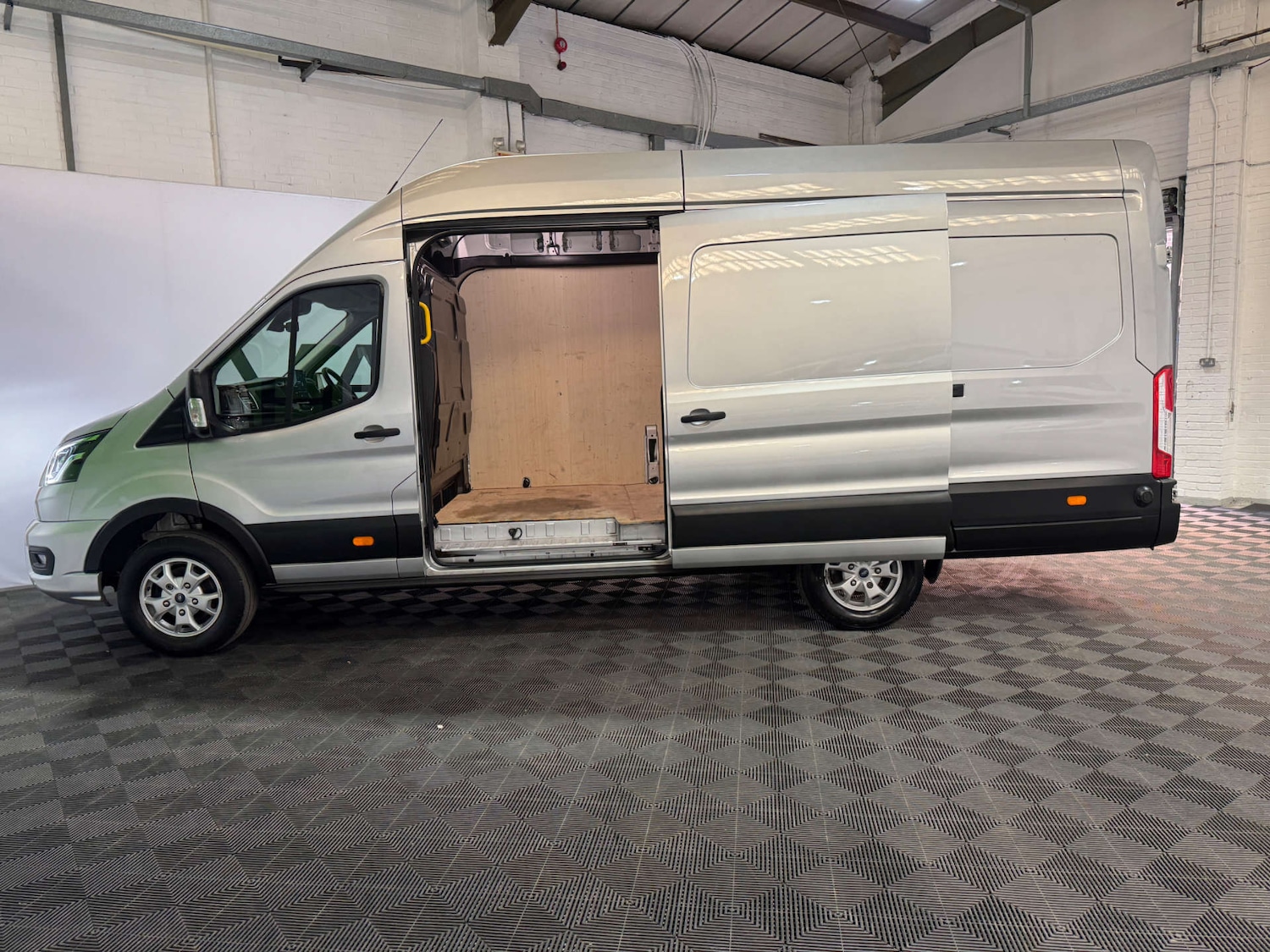 Used Ford Transit 2024 for sale - 77759680: Photo 7
