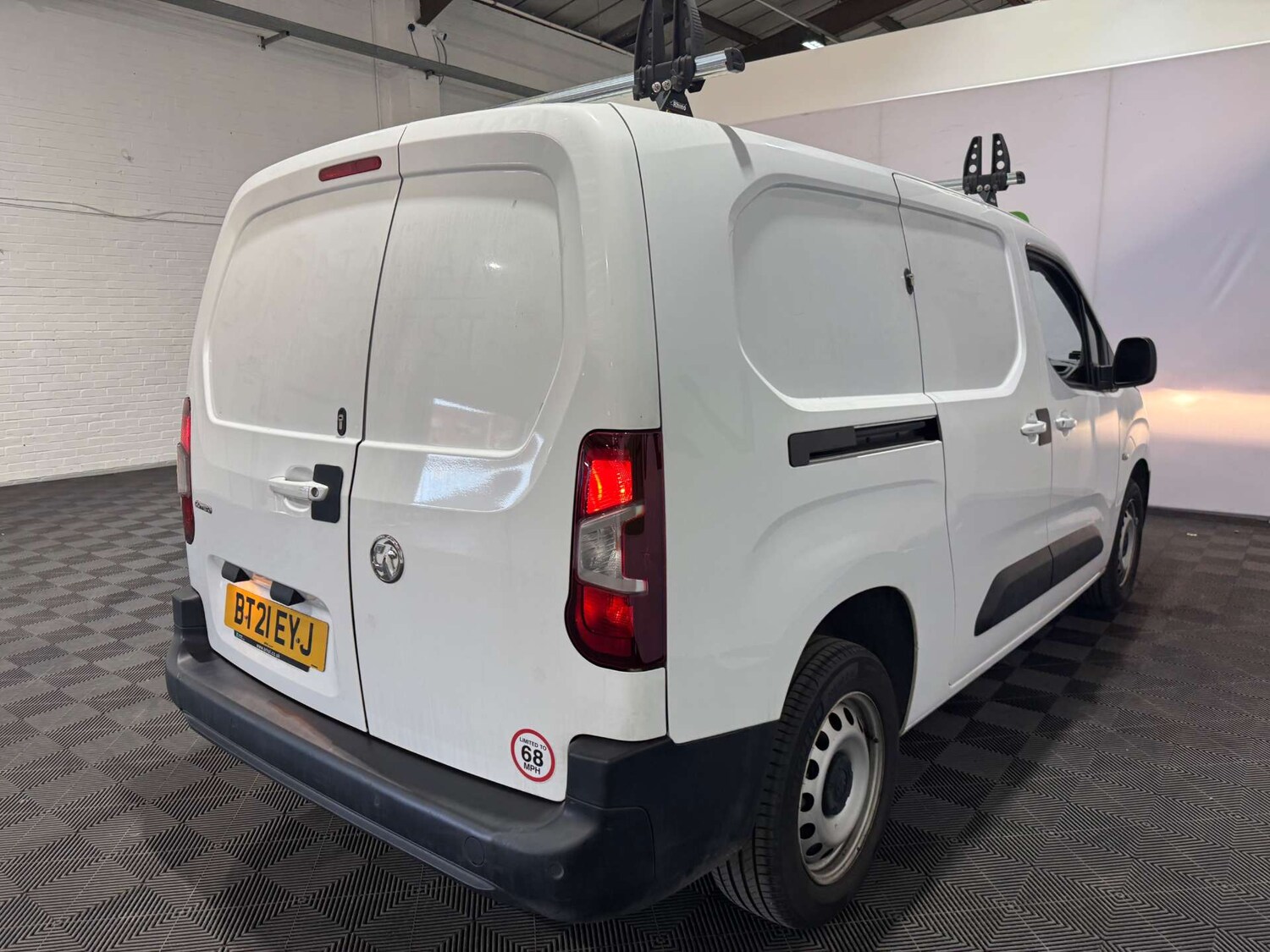 Used Vauxhall Combo 2021 for sale - 76601822: Photo 5