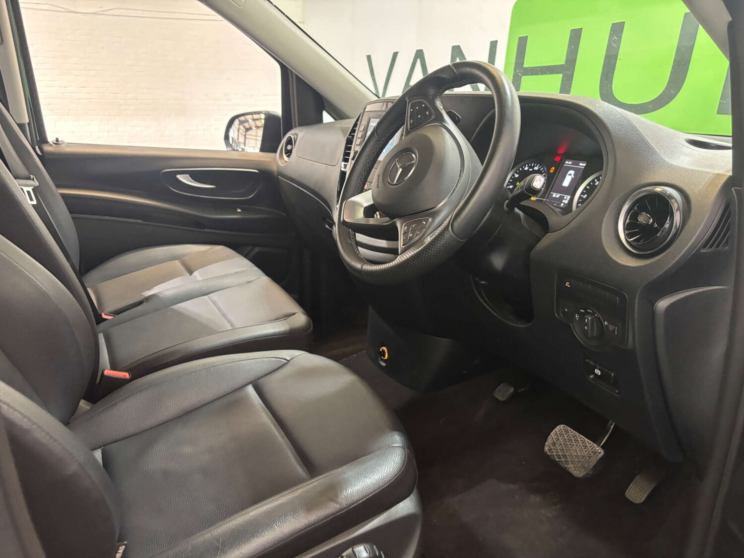 Used Mercedes-Benz Vito 2023 for sale - 76601796: Photo 6