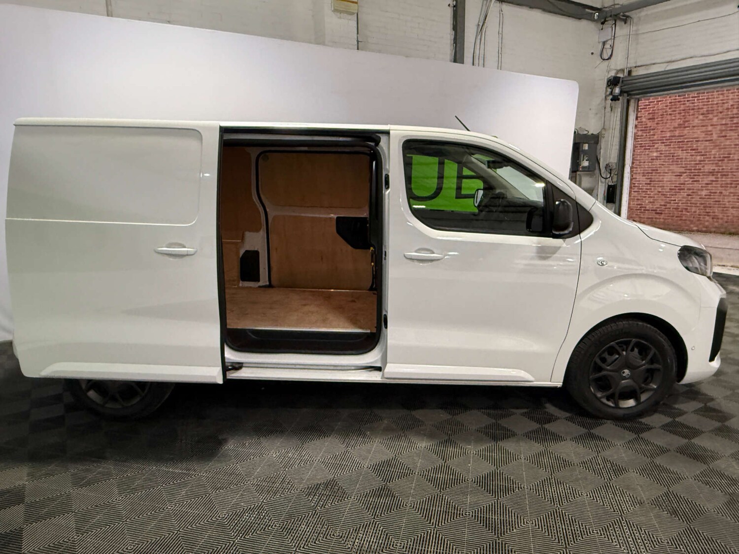 Used Vauxhall Vivaro 2024 for sale - 76767887: Photo 14