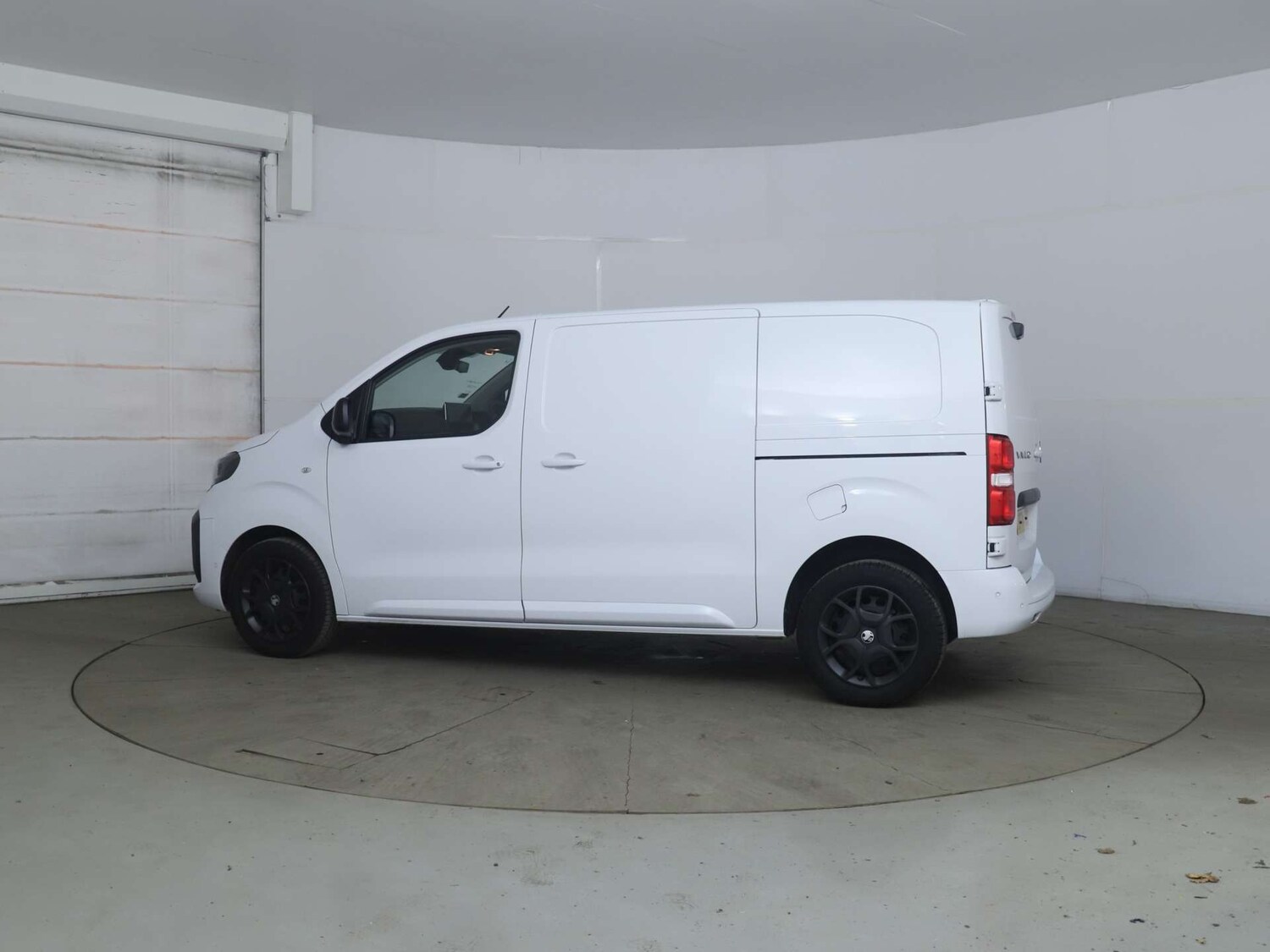 Used Vauxhall Vivaro 2024 for sale - 76767887: Photo 5