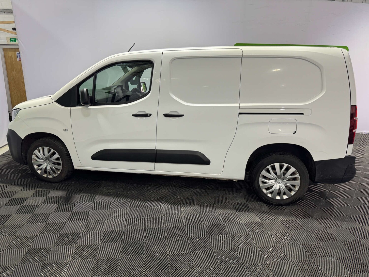 Used Peugeot Partner 2020 for sale - 76320855: Photo 4