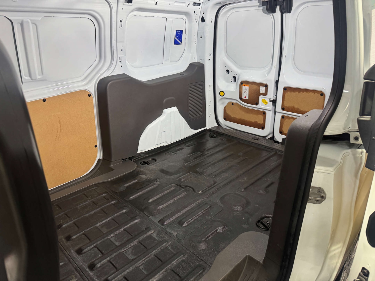 Used Ford Transit Connect 2024 for sale - 77380637: Photo 4