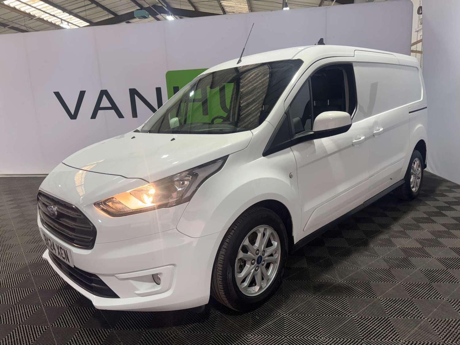 Used Ford Transit Connect 2024 for sale - 77380637: Photo 6