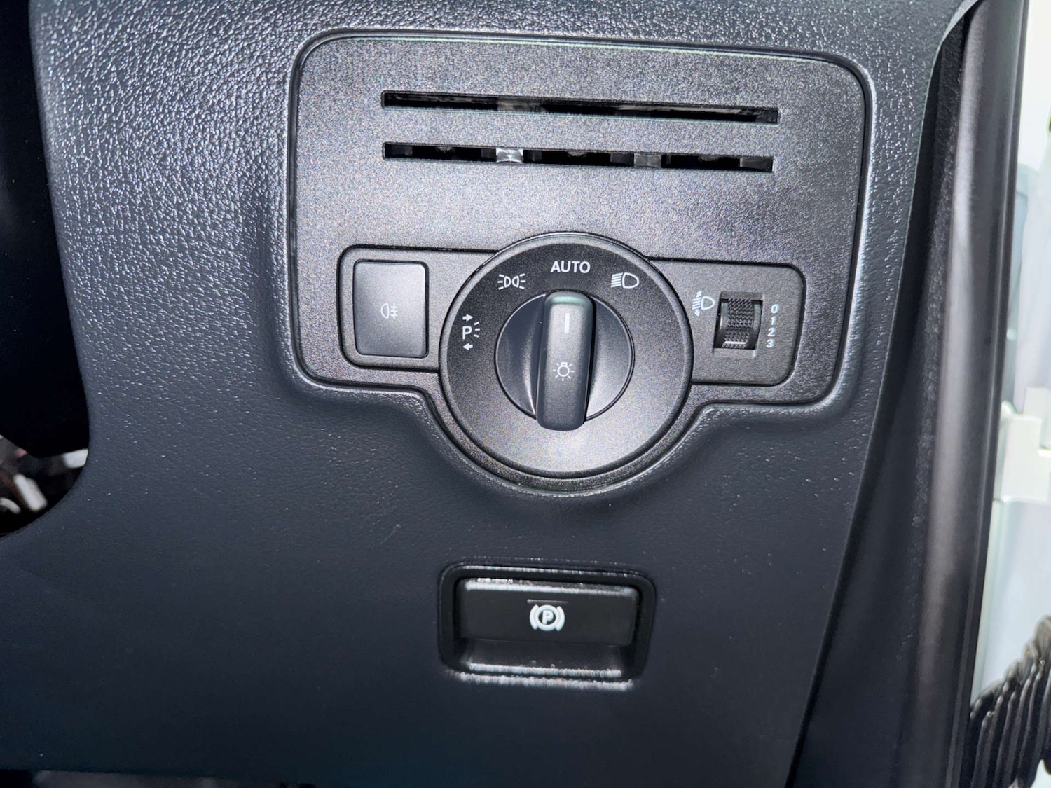 Used Mercedes-Benz Vito 2024 for sale - 77326046: Photo 12